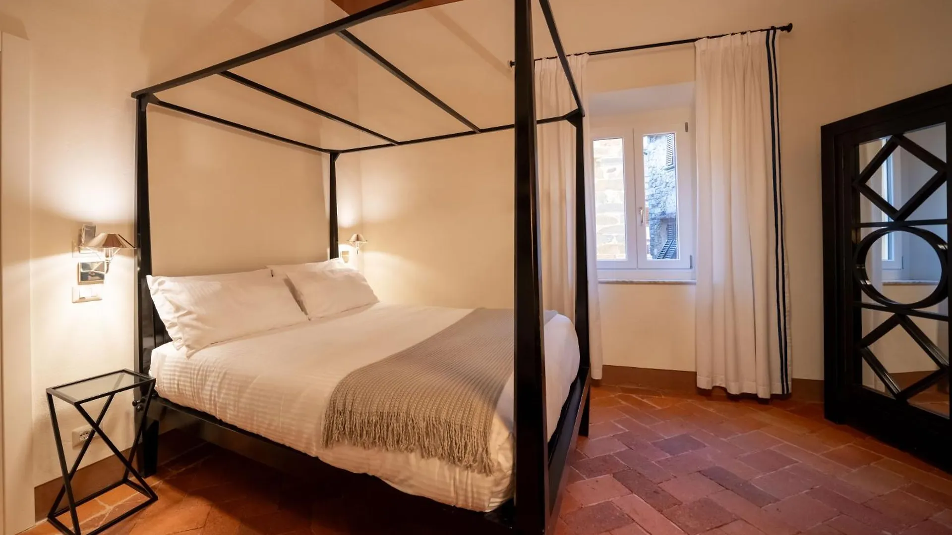 Residenza Farinati - Montecatini Alto Bed & Breakfast 2*, Montecatini Terme Italy